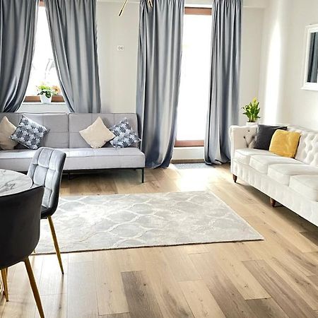 בראשוב Londof Luxury Apartments - With A Panoramic View Over The City מראה חיצוני תמונה